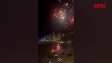 Spari in strada ad Ostia: fuochi d'artificio per segnalare l'arrivo delle forze dell'ordine