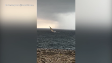 Minorca, il vento spezza l'albero dello storico veliero Tuiga