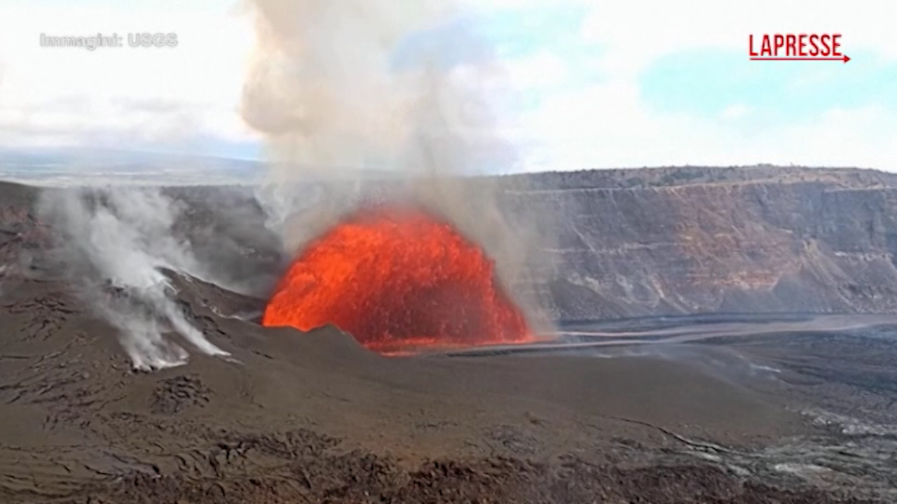 Hawaii, nuova eruzione del Kilauea: è la 32esima da dicembre Hawaii, nuova eruzione del Kilauea: è la 32esima da dicembre