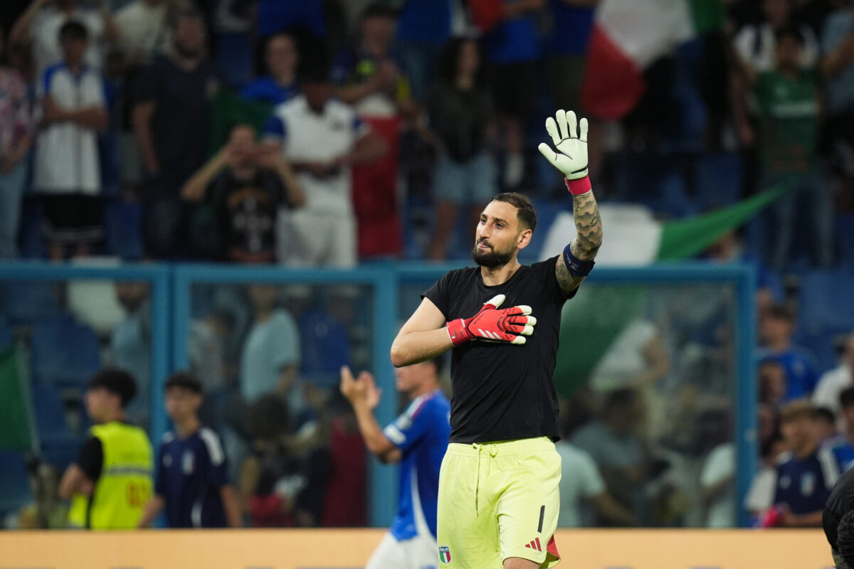Donnarumma: “Guardiola mi ha voluto tanto, lusingato e contento di questa avventura” Donnarumma: “Guardiola mi ha voluto tanto, lusingato e contento di questa avventura”