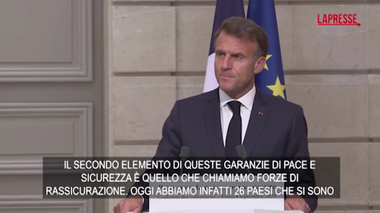 Ucraina, Macron: "26 Paesi si sono impegnati per truppe a Kiev" Ucraina, Macron: "26 Paesi si sono impegnati per truppe a Kiev"