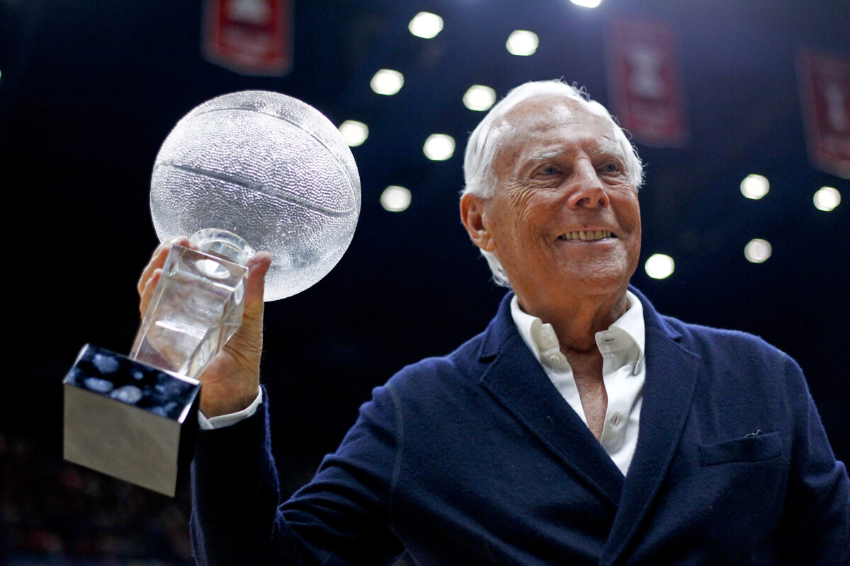 Giorgio Armani e lo sport, dal basket alle Olimpiadi: la sua grande passione e i trionfi in 10 foto