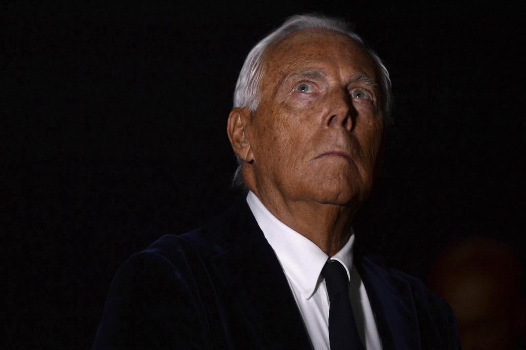 Giorgio Armani, la morte dello stilista vista dai siti internazionali: “L’ultimo imperatore della moda italiana” Giorgio Armani, la morte dello stilista vista dai siti internazionali: “L’ultimo imperatore della moda italiana”