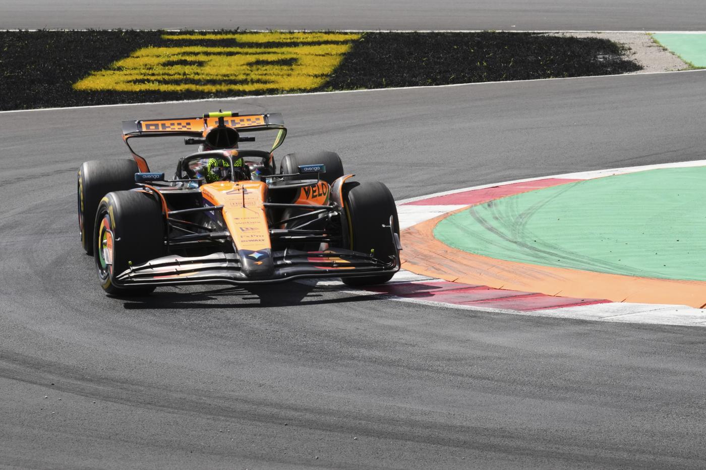 F1, Gp Monza 2025: Norris il più veloce nella seconde libere, poi c’è Leclerc F1, Gp Monza 2025: Norris il più veloce nella seconde libere, poi c’è Leclerc
