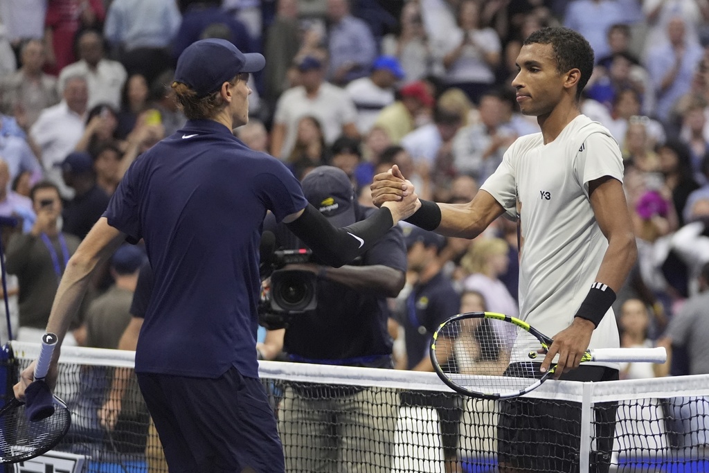Us Open 2025, Sinner batte Auger-Aliassime: domani la finale contro Alcaraz Us Open 2025, Sinner batte Auger-Aliassime: domani la finale contro Alcaraz