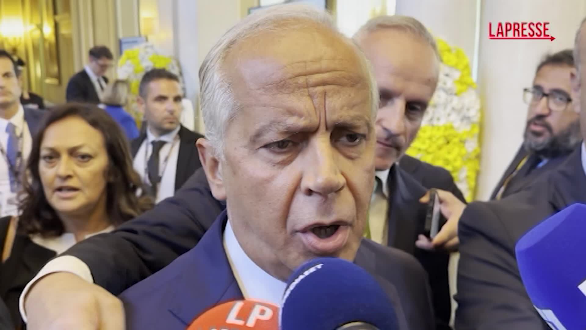 Leoncavallo, Piantedosi: "Manifestazione si svolgerà con responsabilità" Leoncavallo, Piantedosi: "Manifestazione si svolgerà con responsabilità"
