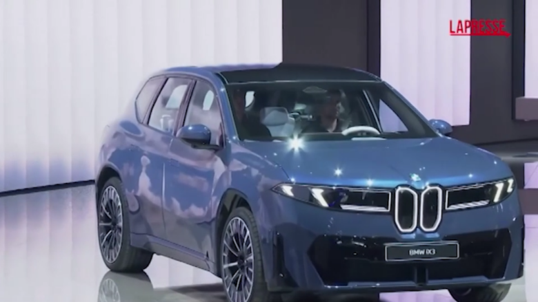 La BMW presenta la iX3, il suo nuovo suv completamente elettrico