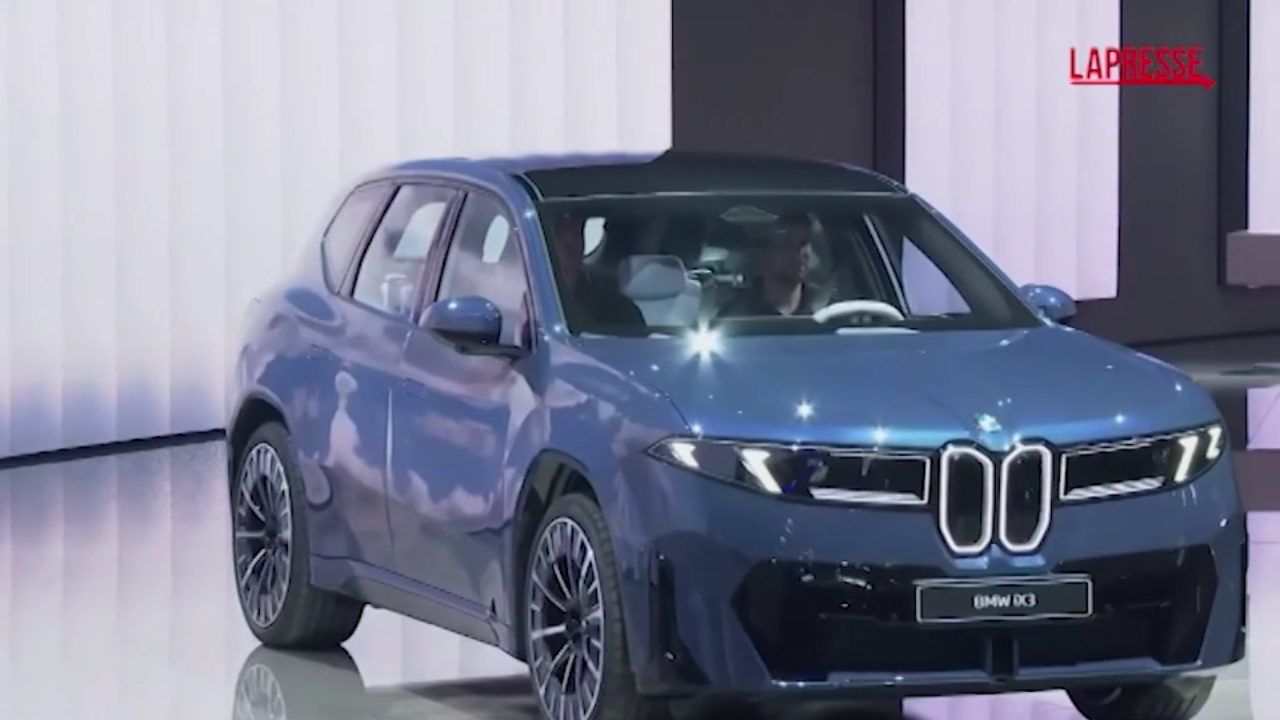 La BMW presenta la iX3, il suo nuovo suv completamente elettrico La BMW presenta la iX3, il suo nuovo suv completamente elettrico