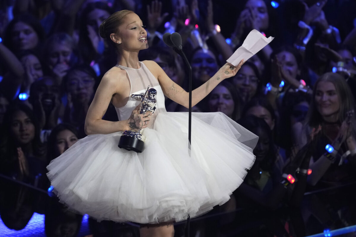 Mtv Vmas 2025, Lady Gaga superstar con quattro statuette