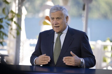 Israele, Tajani: “Mandato di cattura per Netanyahu è una scelta della Turchia di Erdogan”