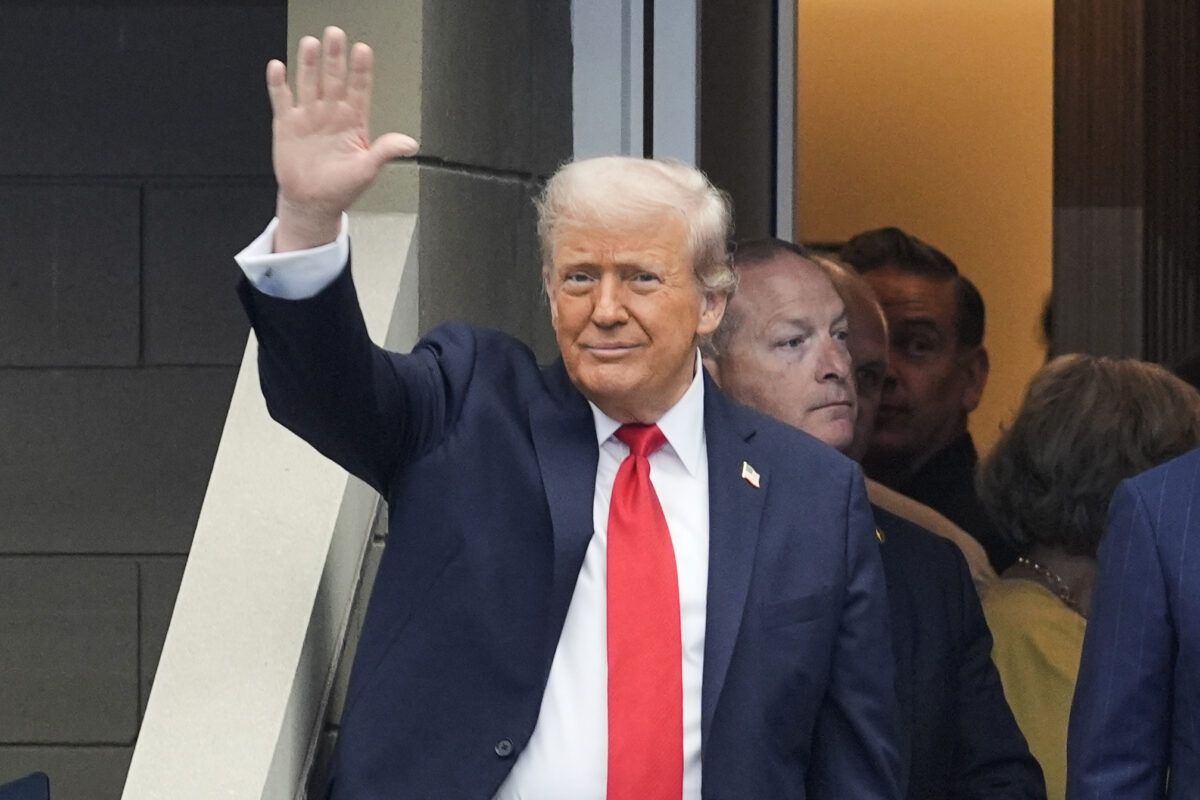 Ucraina, Trump: “Parlerò con Putin nei prossimi giorni” Ucraina, Trump: “Parlerò con Putin nei prossimi giorni”