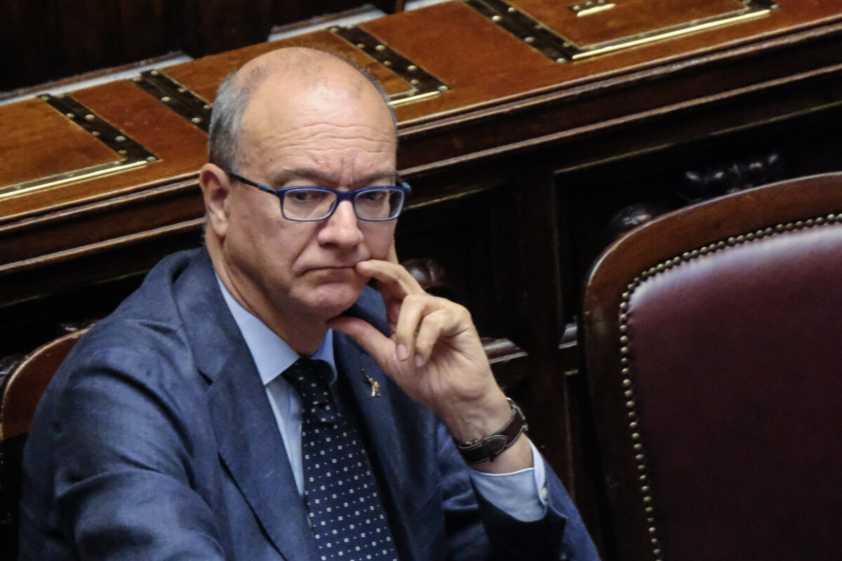 Scuola, da divieto smartphone a condotta fino a nuova Maturità: ecco tutte le novità dell’anno 2025/2026