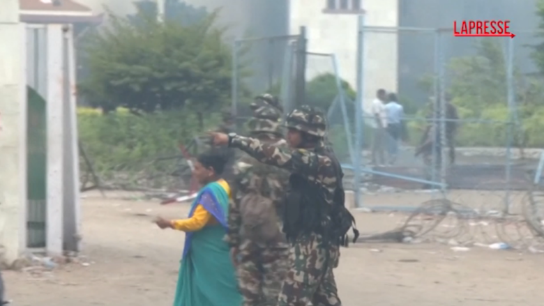 Proteste in Nepal, l’esercito cerca di ristabilire l’ordine