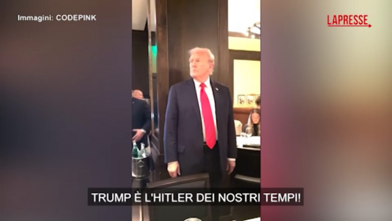 Washington, protesta contro Donald Trump: "È l'Hitler dei nostri tempi!"