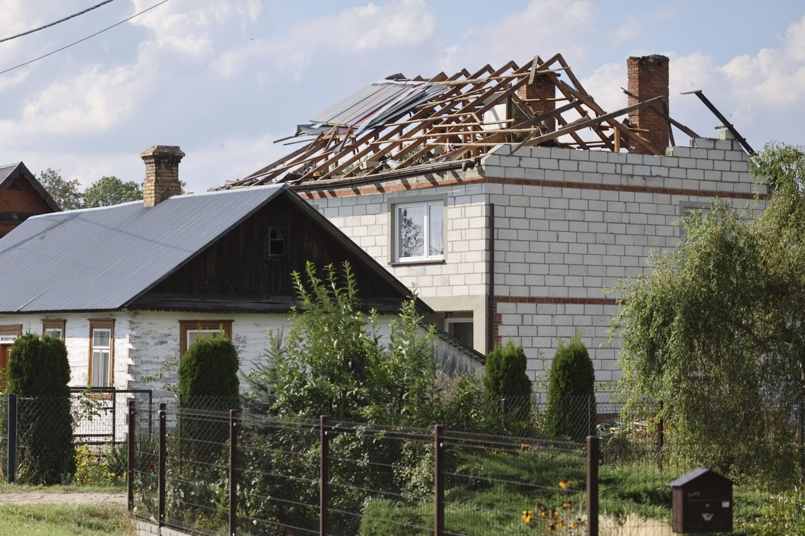 Droni russi in Polonia, Tusk: “Rischio di una guerra mondiale è vicino”. Varsavia limita il traffico aereo Droni russi in Polonia, Tusk: “Rischio di una guerra mondiale è vicino”. Varsavia limita il traffico aereo