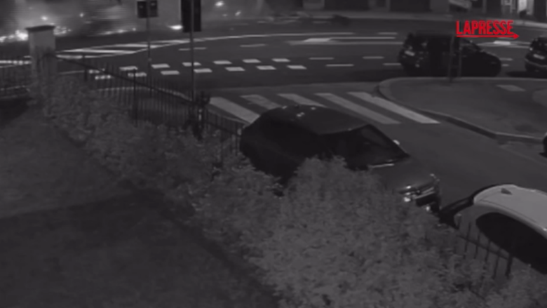 Bologna, 18enne morto in inseguimento con polizia: le immagini dello schianto