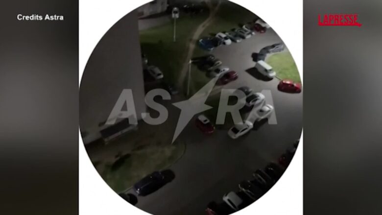 Russia, l'esercito abbatte 221 droni ucraini: le immagini delle esplosioni in città