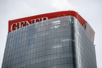 Crollo insegna Torre Generali: 10 indagati dalla Procura di Milano