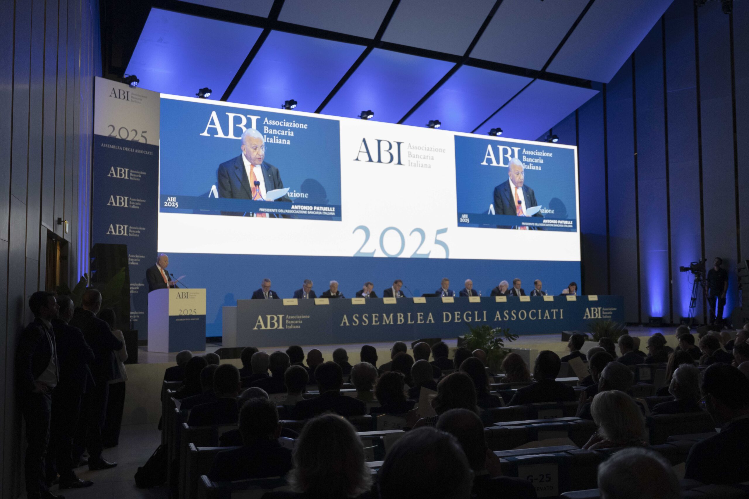 Mutui, Abi: “Tasso per acquisto casa in rialzo al 3,31% ad agosto”