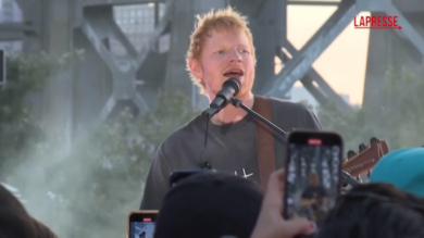 New York, Ed Sheeran concerto pop-up a Brooklyn trasmesso in diretta su TikTok