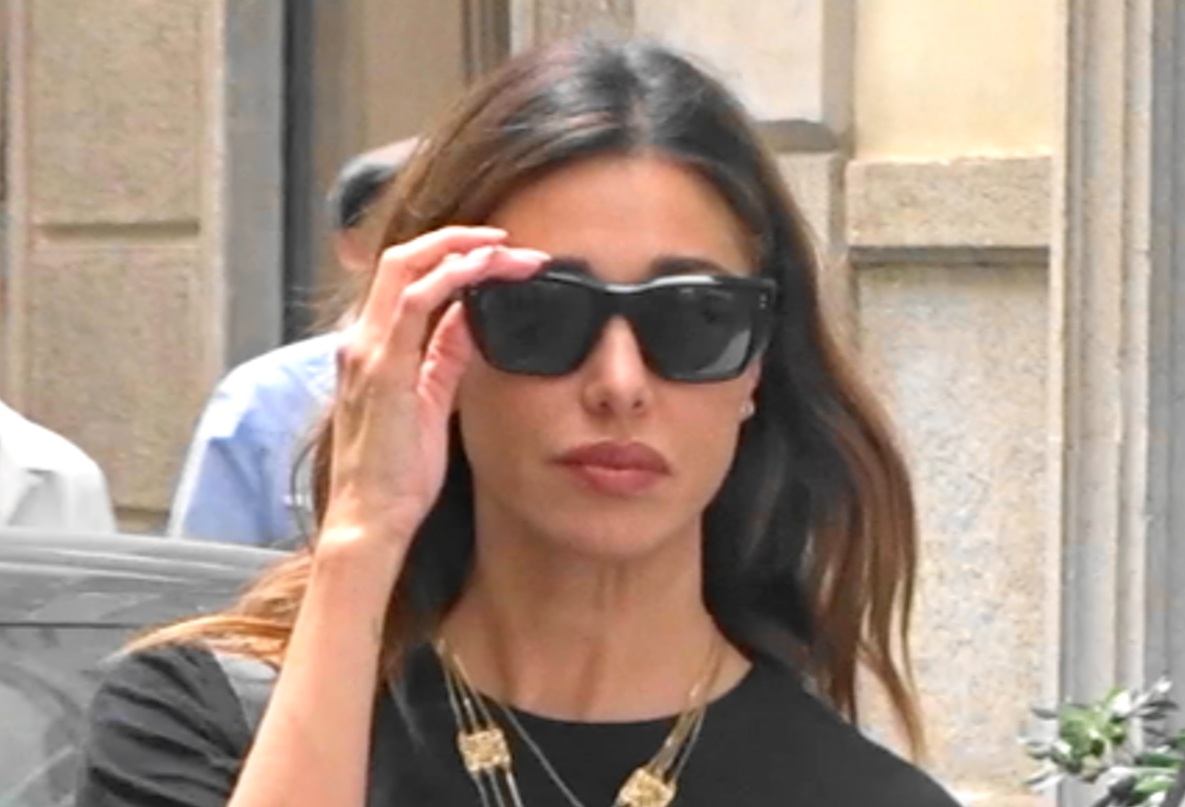 Belen e Cecilia Rodriguez, pace fatta: una cena per riconciliarsi Belen e Cecilia Rodriguez, pace fatta: una cena per riconciliarsi