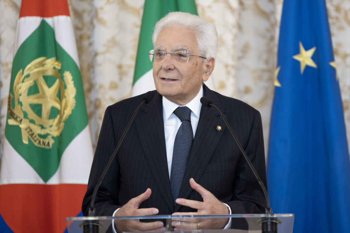 Mattarella: “I diritti dei bambini sono a rischio, come nella disumana condizione di Gaza”