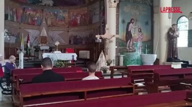 Parroco Gaza pubblica video in cui si sente esplosione