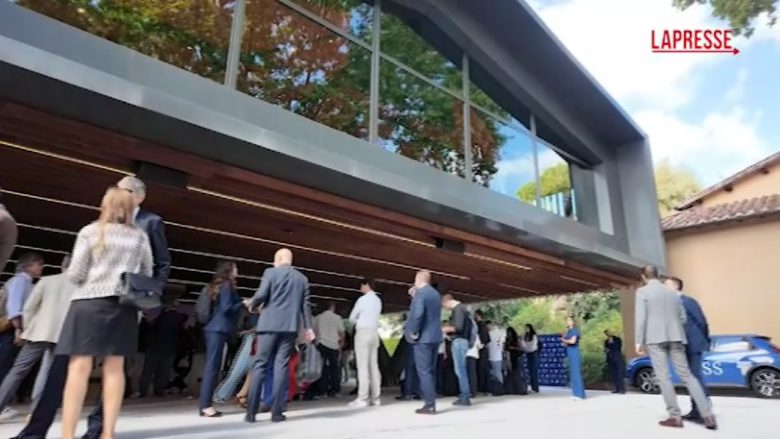 Roma, Acea e Renault potenziano car sharing elettrico per gli studenti della Luiss