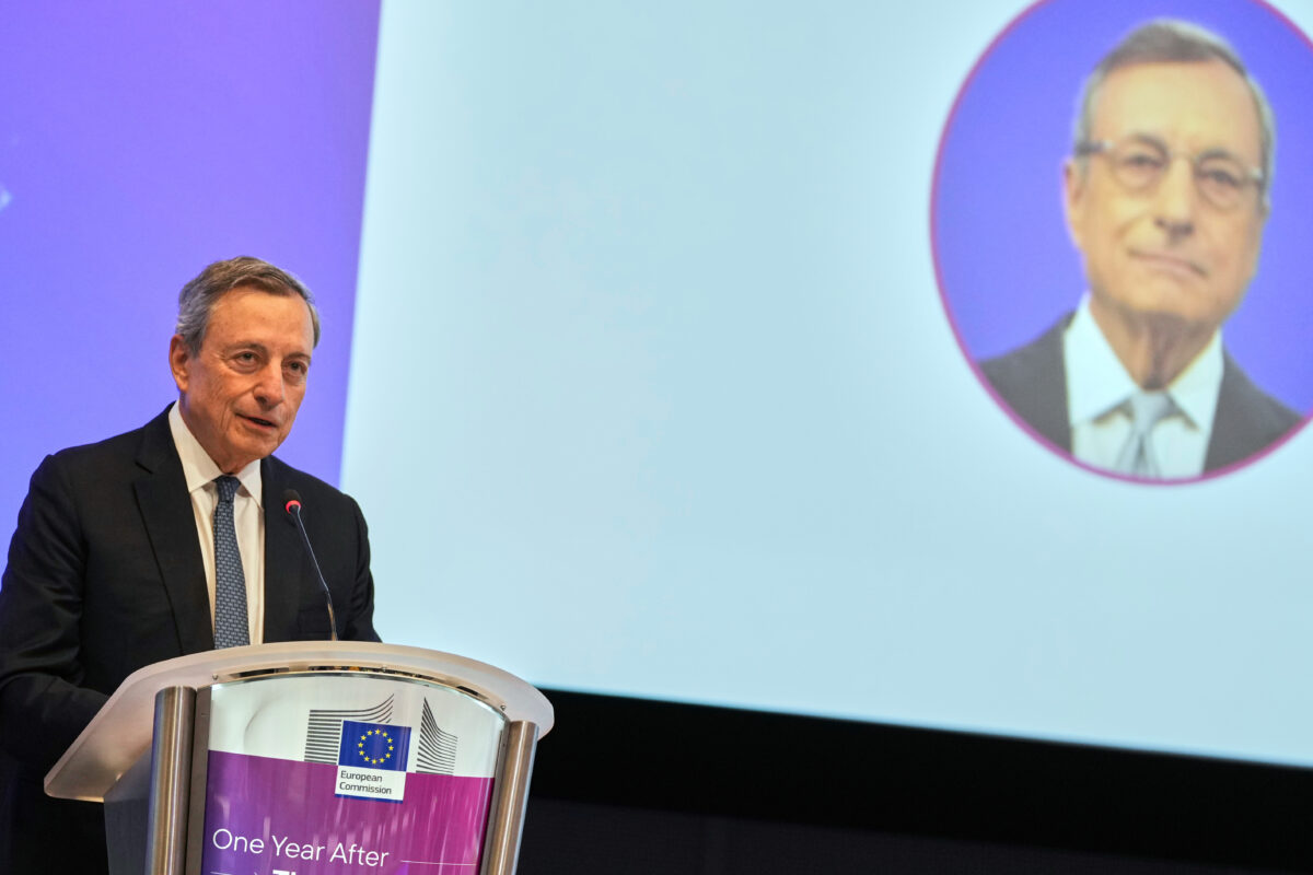 Draghi all’Ue: “Inazione minaccia competitività e sovranità”