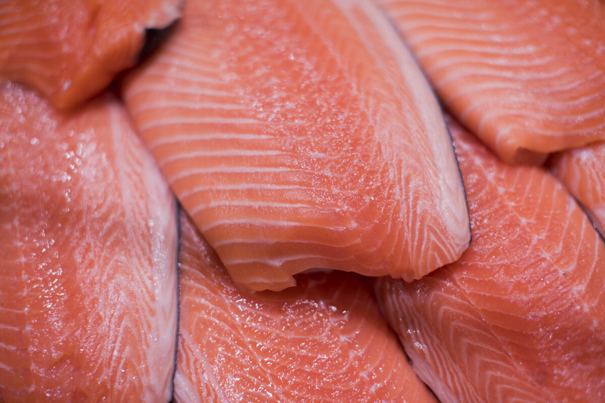 Allarme listeria, richiamato lotto di salmone affumicato