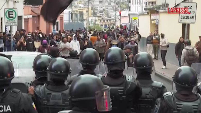 Ecuador, scontri a Quito durante le proteste contro il caro gasolio