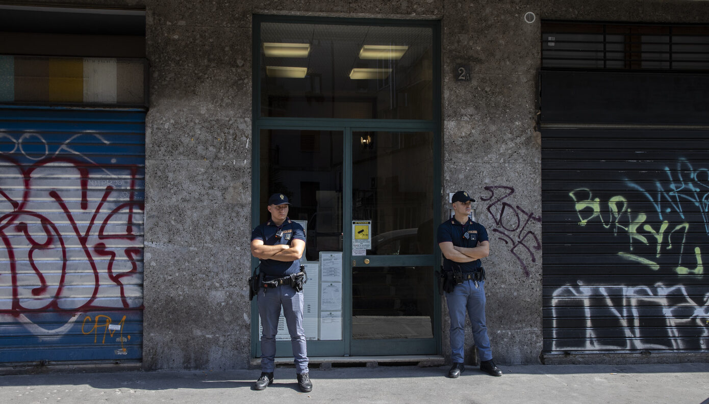 Milano, sospetto omicidio: la vittima è il fotografo Maurizio Rebuzzini