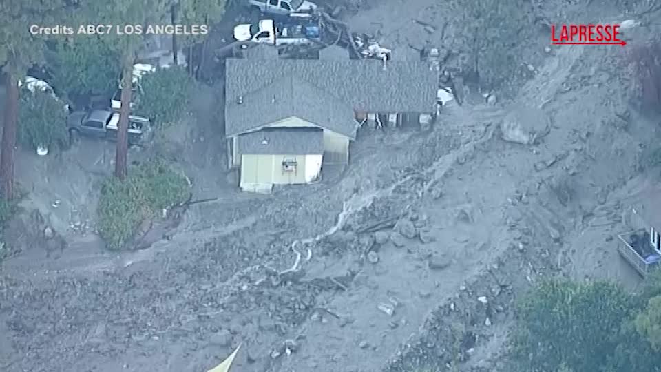 usa inondazioni e frane di fango in california le immagini della devastazione