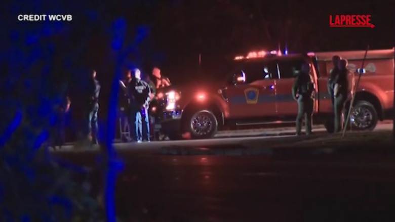 Usa, sparatoria in un country club del New Hampshire: l'arrivo dei soccorritori