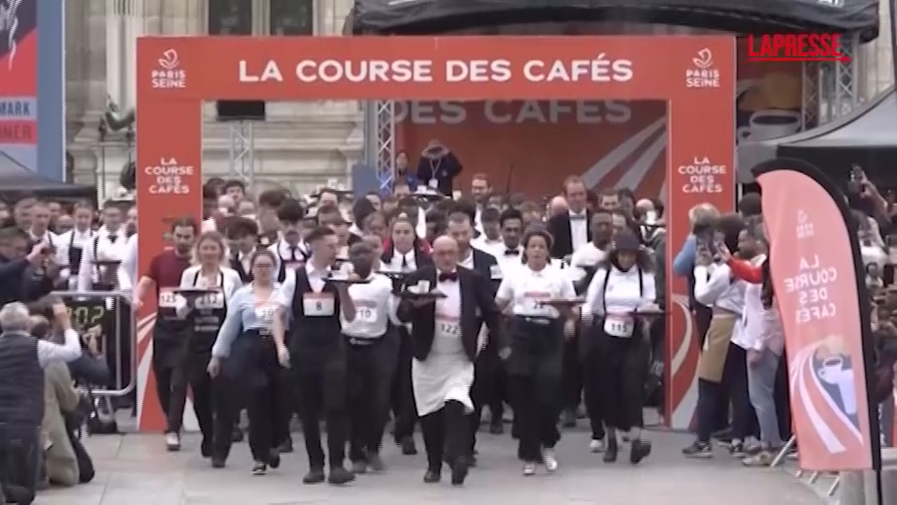 francia a parigi la gara dei camerieri