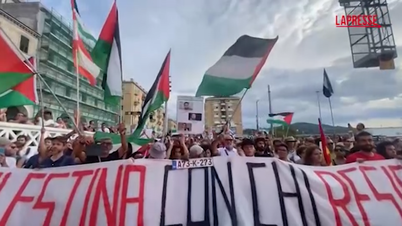 Sciopero Gaza, bloccato il porto di Ancona Sciopero Gaza, bloccato il porto di Ancona