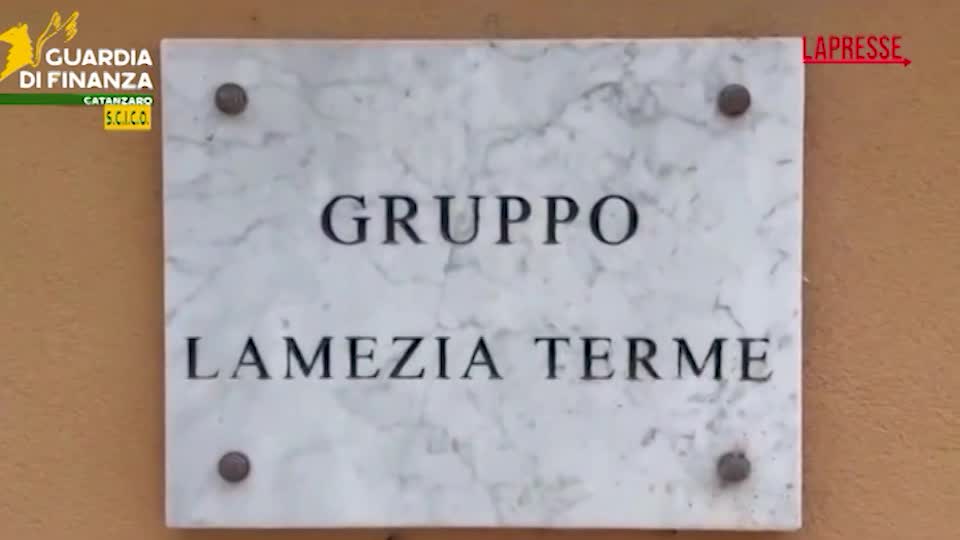 catanzaro sequestro milionario al clan casamonica le immagini della gdf