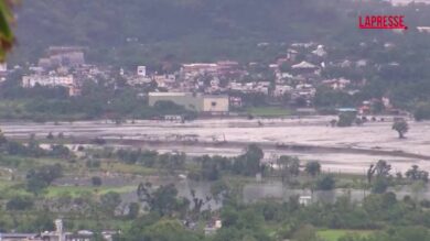 Taiwan, il tifone Ragasa si abbatte su Guangfu: morti e dispersi negli allagamenti