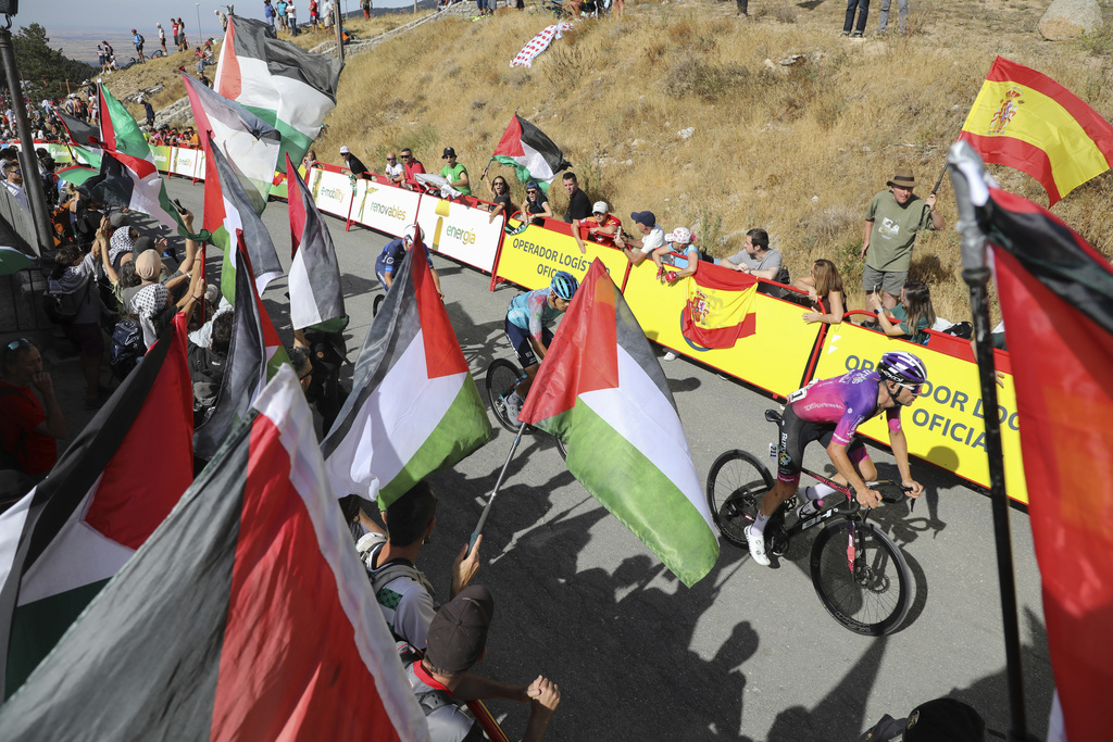 Giro dell’Emilia, Comune di Bologna: “Escludere Team Israel”
