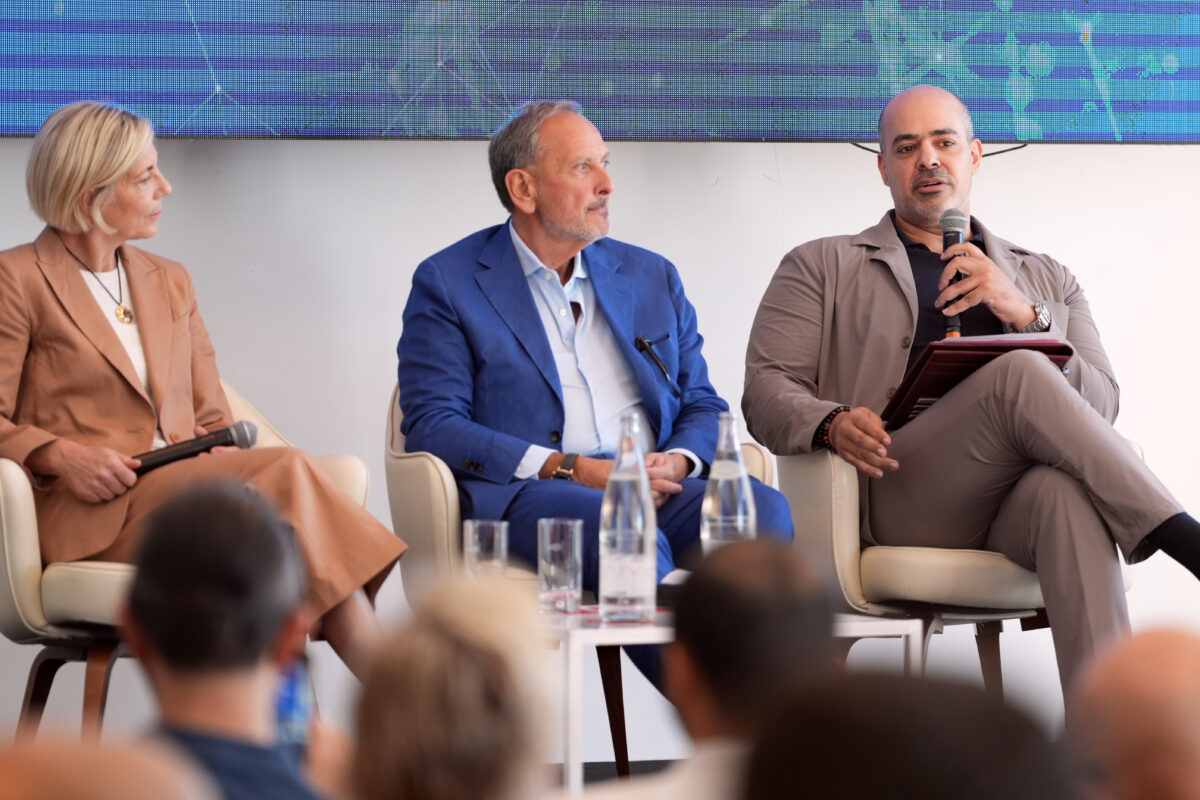 nautica allo yacht club de monaco focus sui porti turistici del futuro