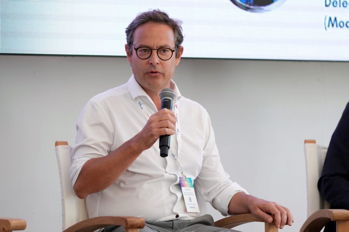 Allo Yacht Club de Monaco i capitani di superyacht discutono del futuro del settore