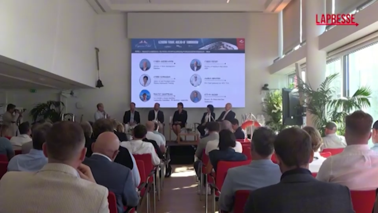 Nautica: allo Yacht Club de Monaco i capitani di superyacht discutono del futuro del settore