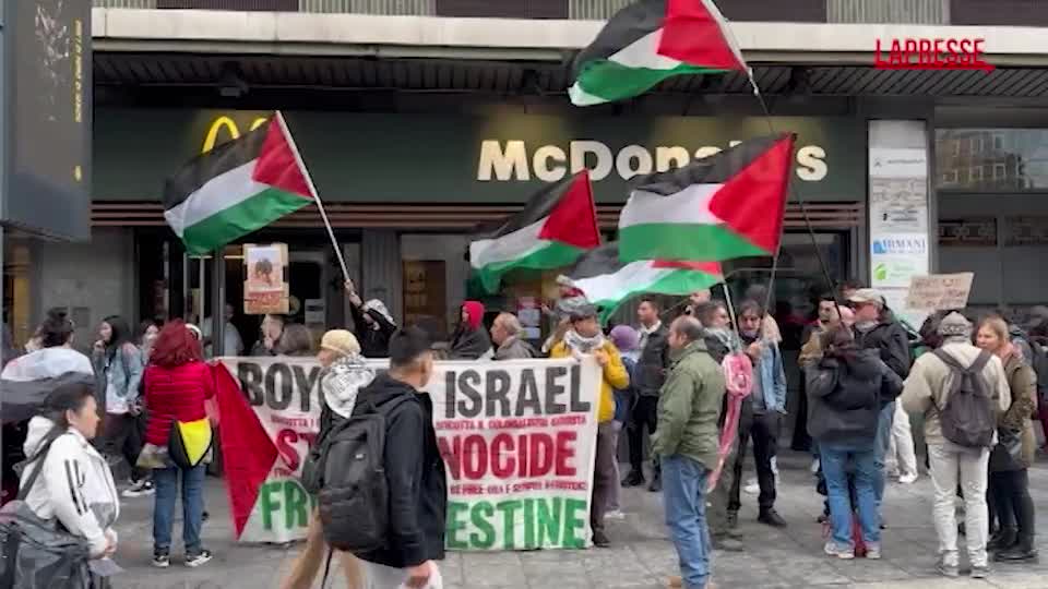 Milano, Pro Pal contro McDonald