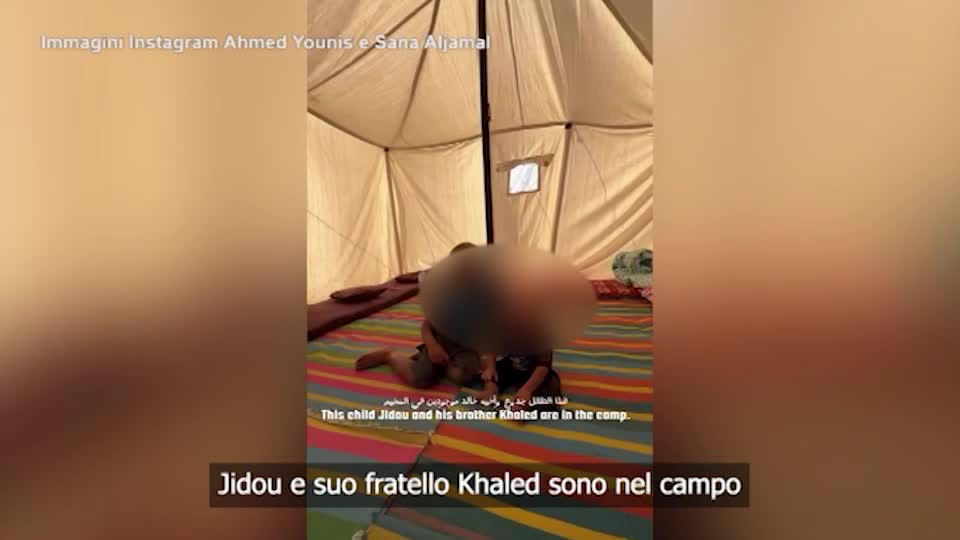 Gaza, ritrovati i fratellini palestinesi del video shock. Jidou: "Sogno di fare il maestro"