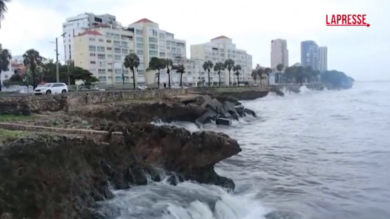 Uragano Humberto, devastanti inondazioni nella Repubblica Dominicana