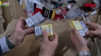 Ancona, scoperta fabbrica clandestina di sigarette in un bunker: un arresto