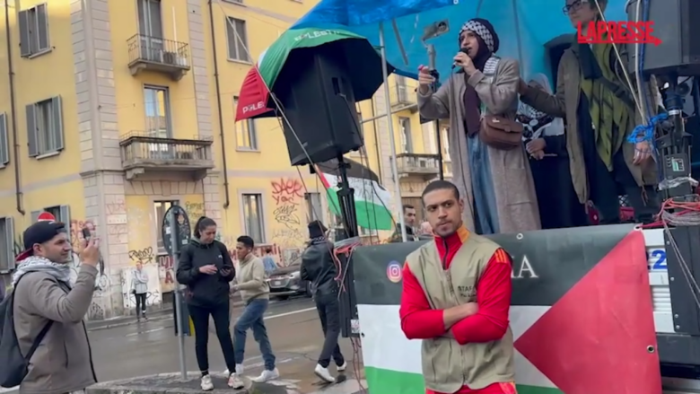 Pro Pal in piazza a Milano, Falastin Dawoud: “7 ottobre palestinesi hanno detto al mondo ci siamo”