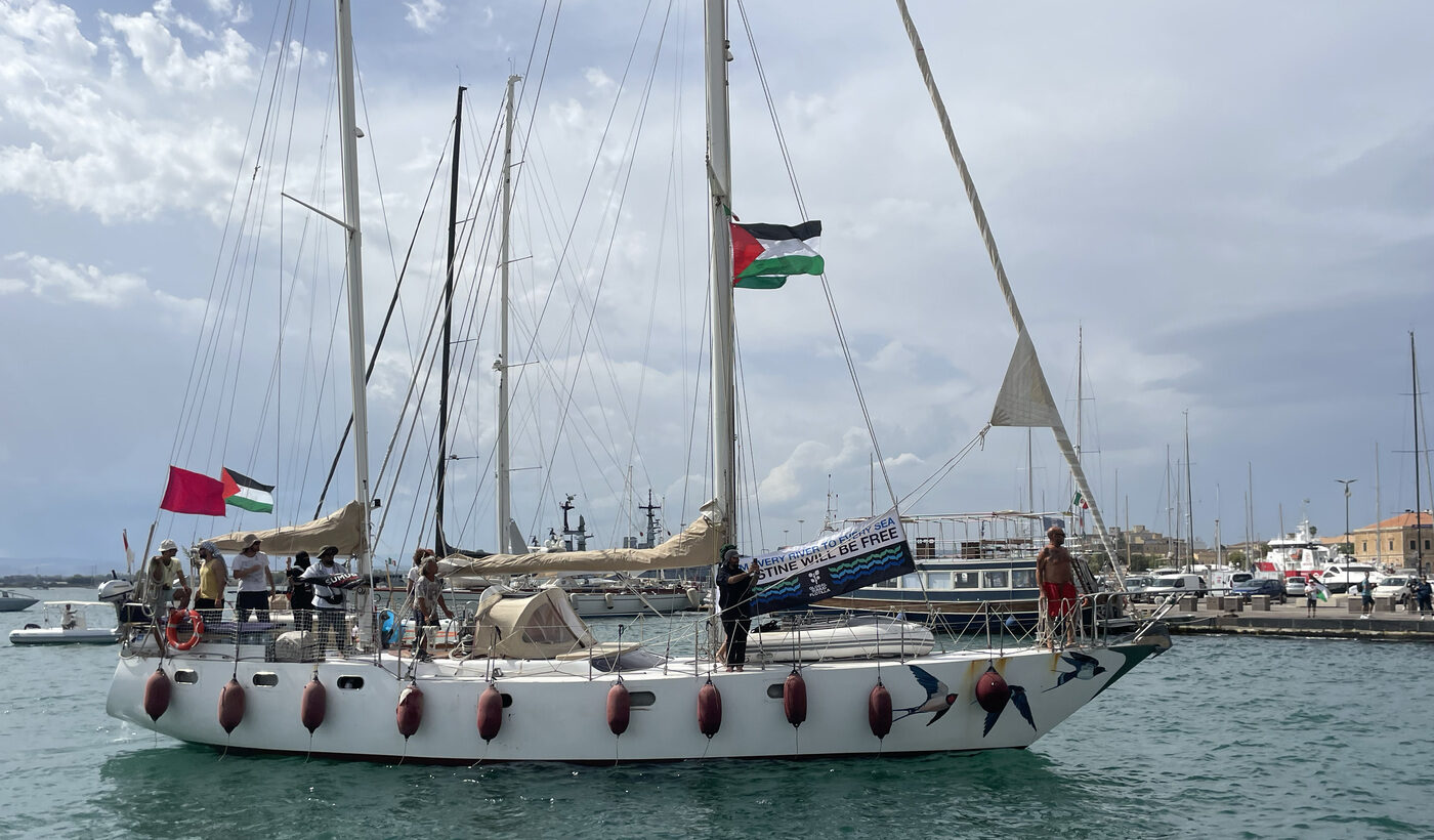 Flotilla, delegazione italiana: “Nonostante i sabotaggi la missione va avanti” Flotilla, delegazione italiana: “Nonostante i sabotaggi la missione va avanti”