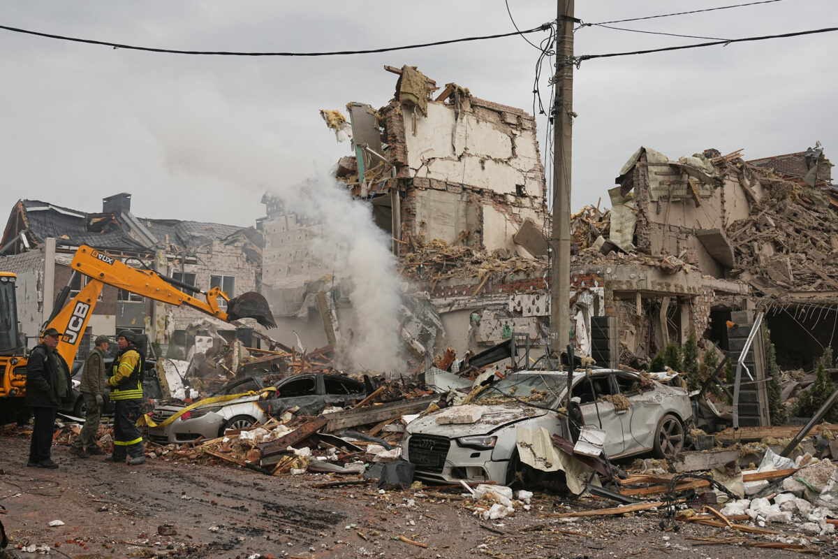 Ucraina, massiccio attacco russo su Kiev: almeno una vittima