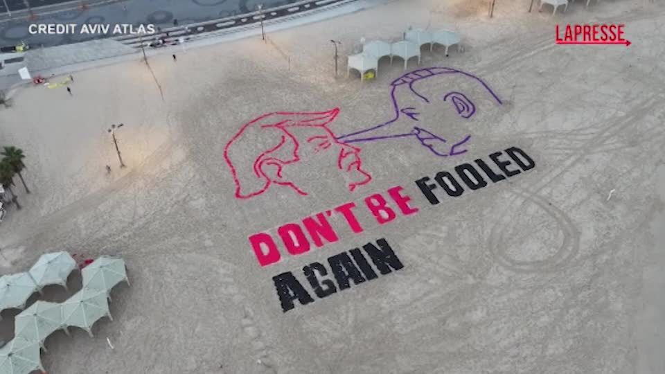 israele caricature trump e netanyahu sulla spiaggia di tel aviv